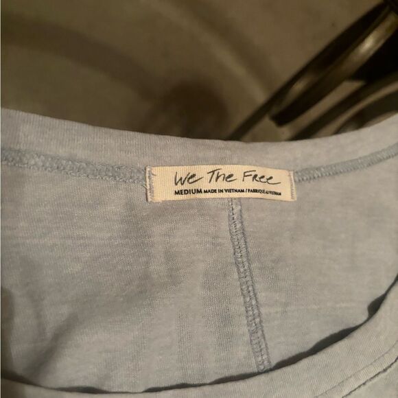 We the Free light blue longsleeve top - Picture 4 of 5